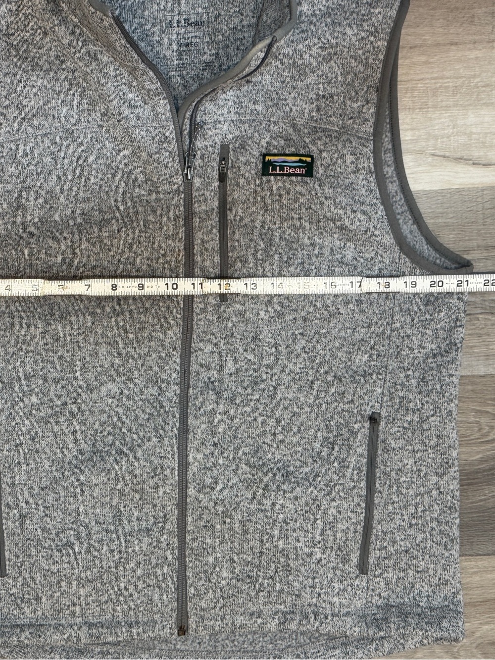 L.L. Bean Men's Heather Gray Full-Zip Fleece Vest - Picture 4 of 9